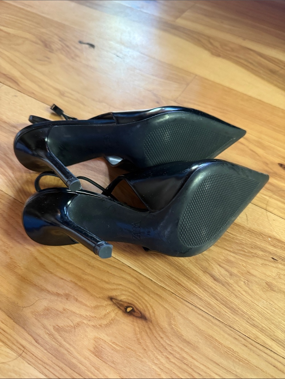 Zara Black Pointed Slingback Heels - Picture 4 of 5